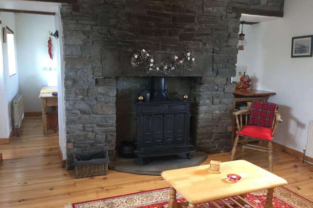 Red Stonecutters Cottage, Doolin Carrowauff Exterior photo