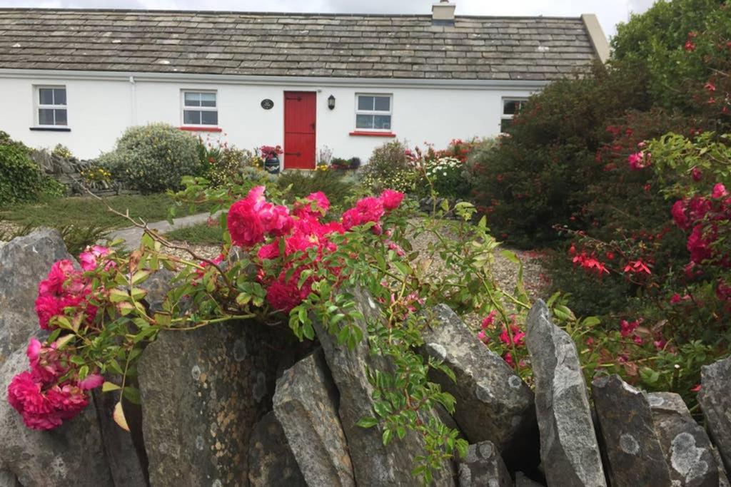 Red Stonecutters Cottage, Doolin Carrowauff Exterior photo